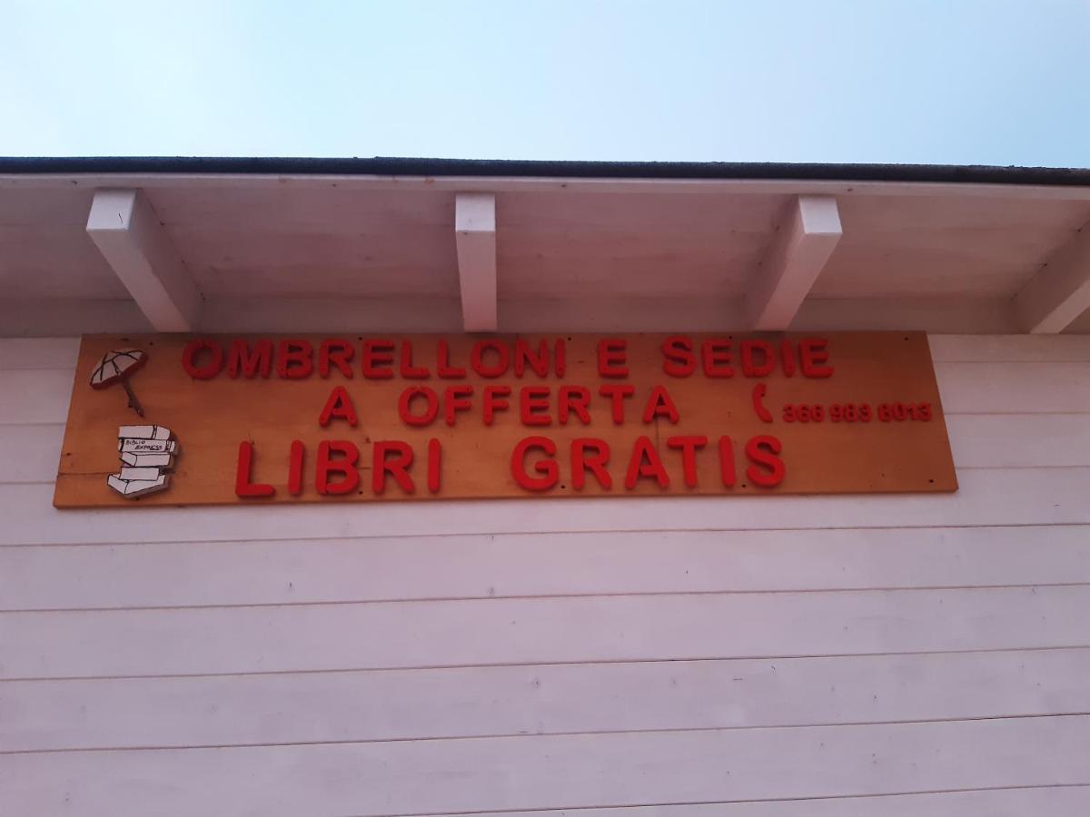 Casetta D Amare Civitanova Marche Luaran gambar